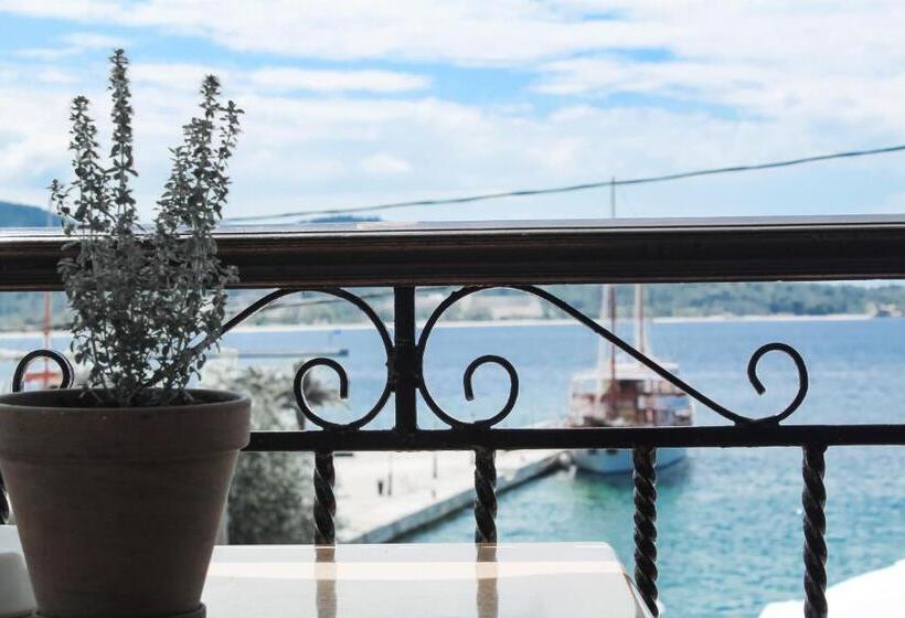 Номер Стандарт Вид на Море, Gyalos Beach Front