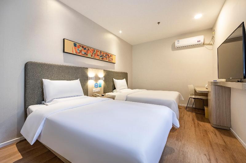 适合残疾人使用的标准间, Woodspring Suites Doral Miami Airport