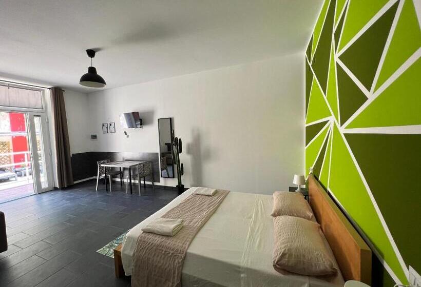 חדר סטנדרט לארבעה, Hostel Turin Metro Young