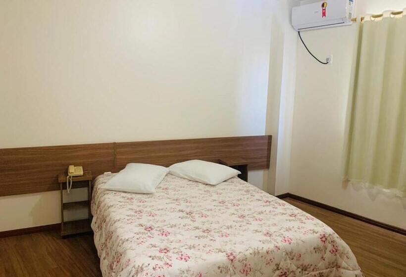 Family Suite, Agata