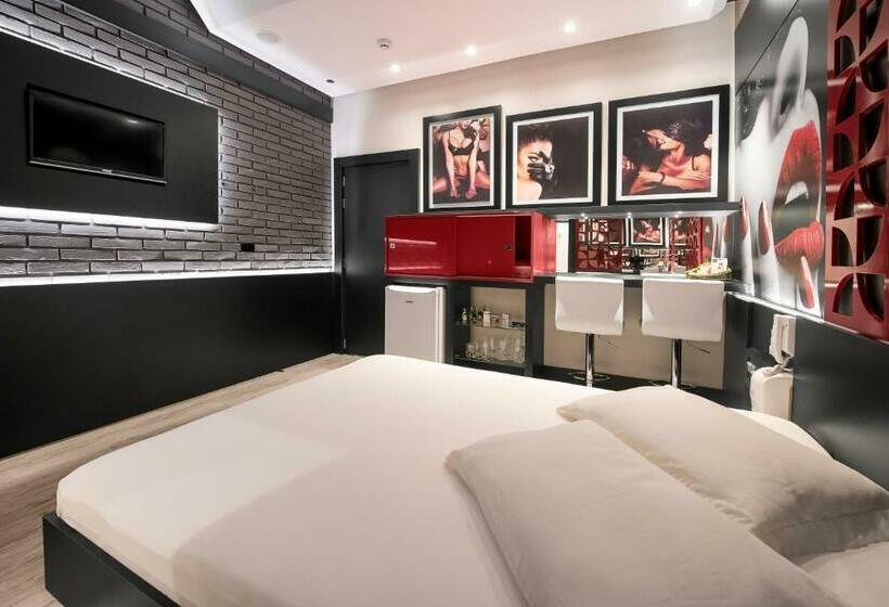 חדר סטנדרט, Monn Cherry Motel