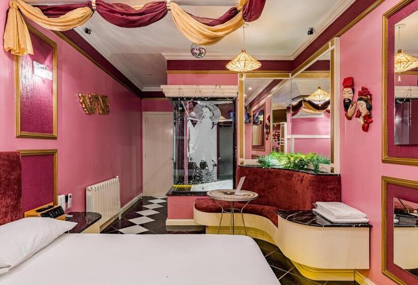 סוויטה דלוקס, Monn Cherry Motel