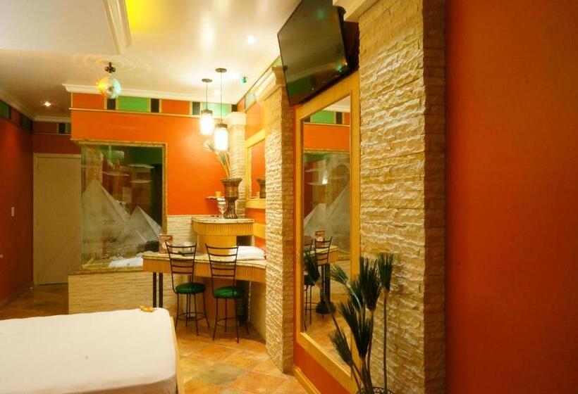 סוויטה דלוקס, Monn Cherry Motel