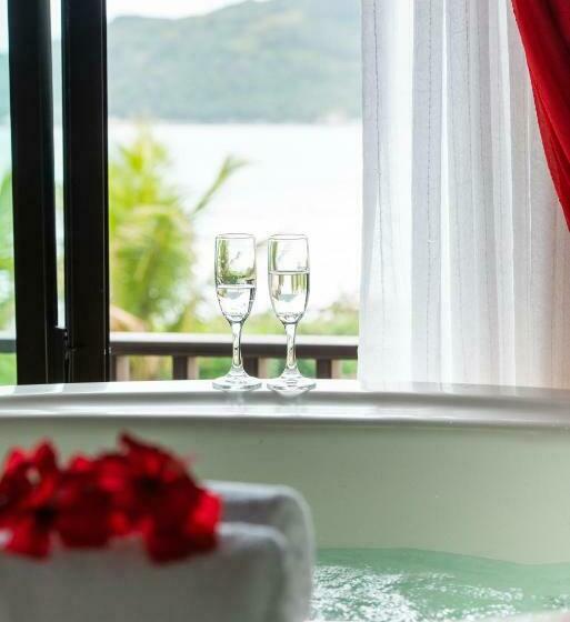 سوئیت با وان آب گرم, Pousada Olhos Verdes