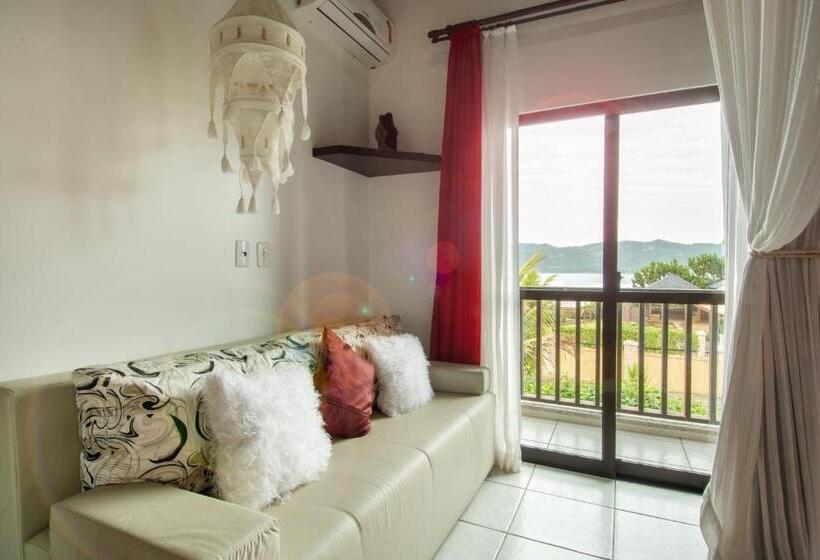 سوئیت با وان آب گرم, Pousada Olhos Verdes