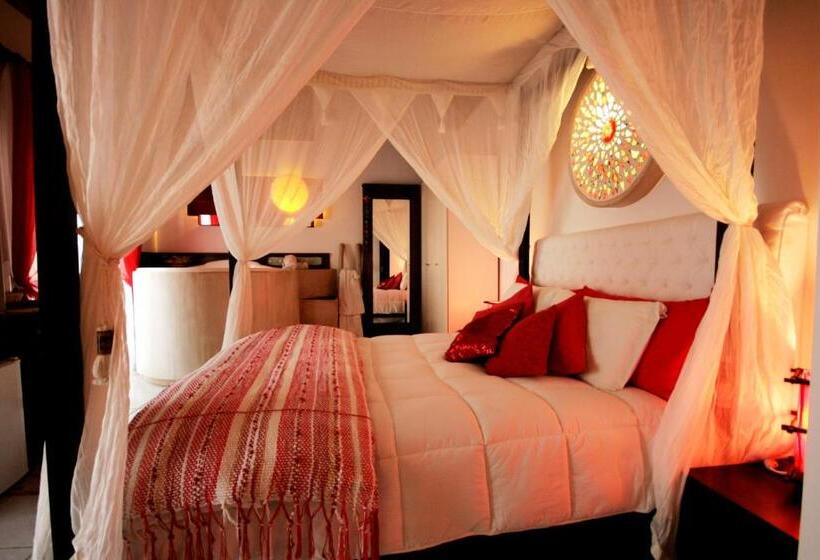 سوئیت با وان آب گرم, Pousada Olhos Verdes