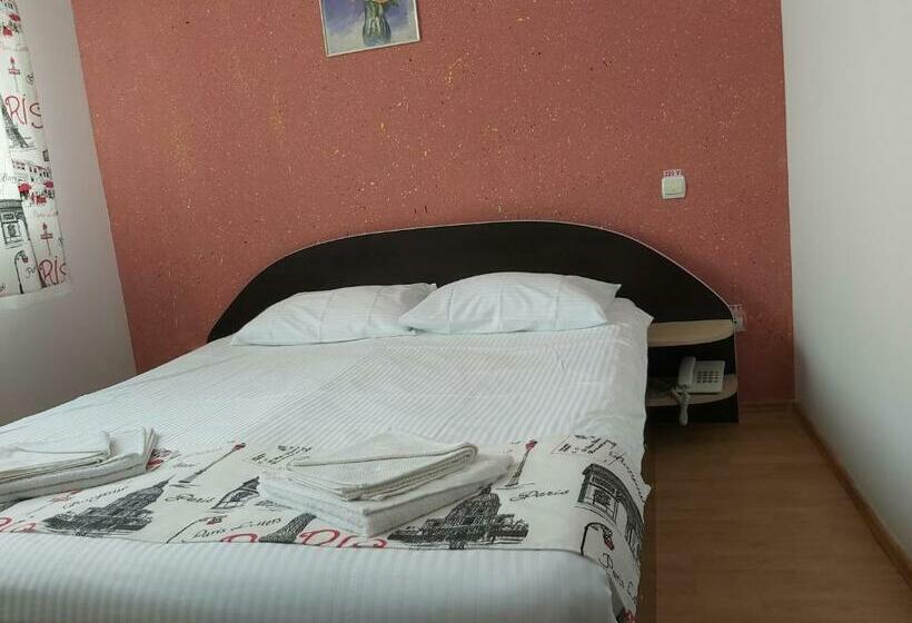 スタンダードルーム, River