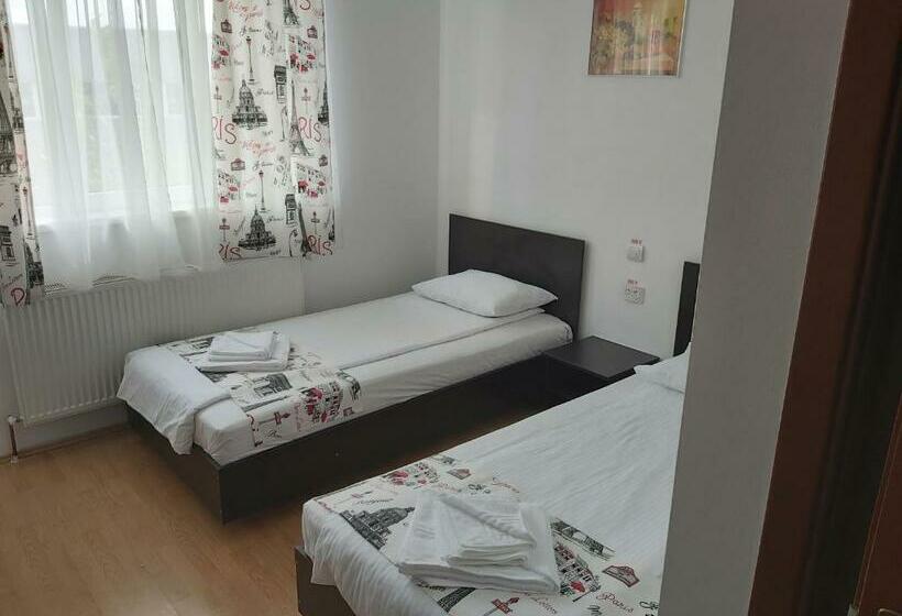 スタンダードルーム, River