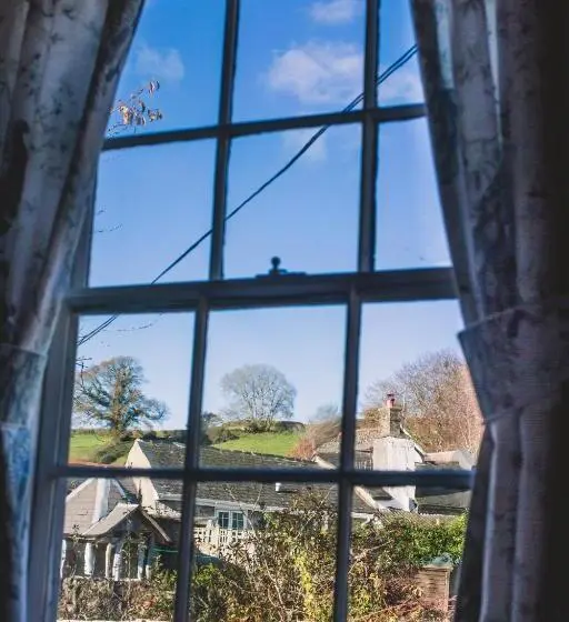 ガーデンビュースタンダードルーム, Ashburton Court