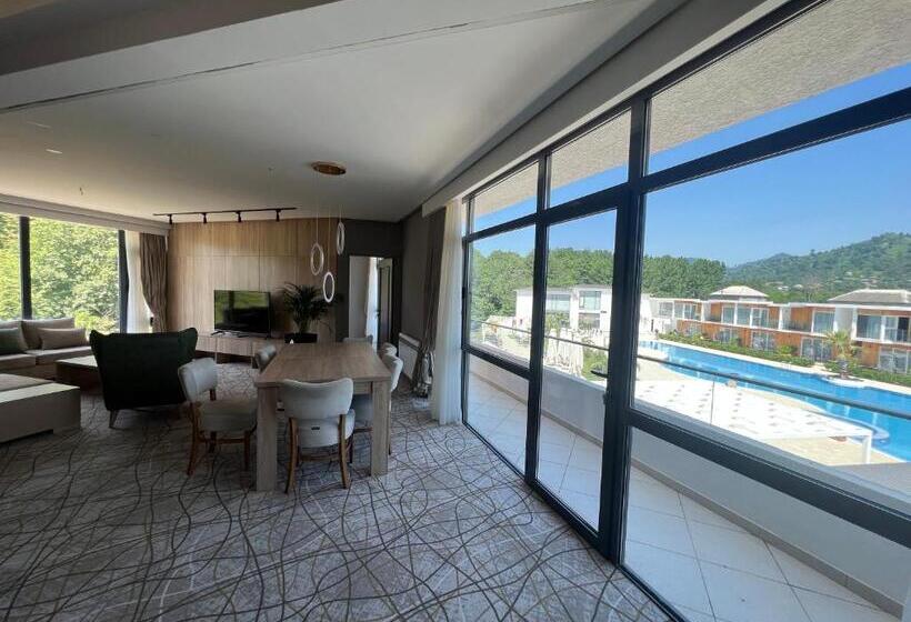 اتاق سوپریور خانوادگی, Riva Hill Resort Lankaran