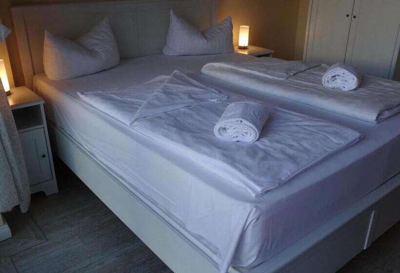 Номер Стандарт с Балконом, Airport Park Hotel Muc