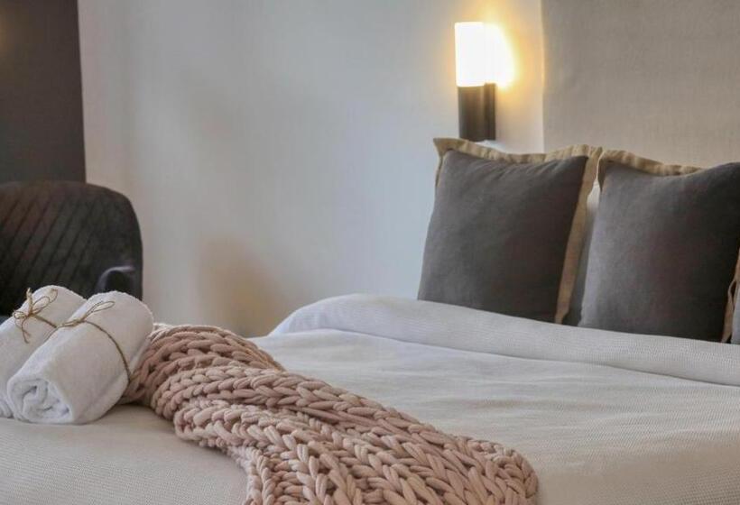 סטודיו סטנדרט, מיטה זוגית, Blue Jacket Motel