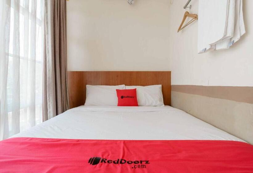 スタンダードルーム, Reddoorz Near Plaza Botania 1 Batam