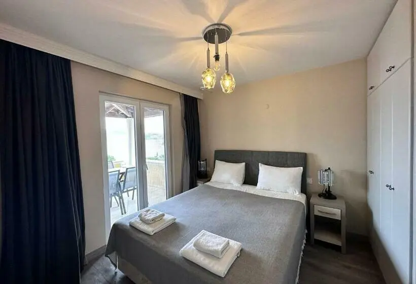 Perhehuone Merinäkymä, Farrys Boutique Hotel & Beach Club   Yalıkavak