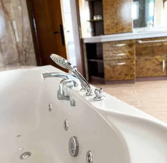 Deluxe Suite Sea View, Farrys Boutique Hotel & Beach Club   Yalıkavak