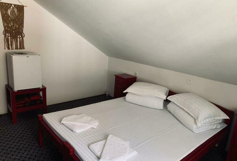 חדר סטנדרט, Székely Fogadó   Hanul Secuiesc