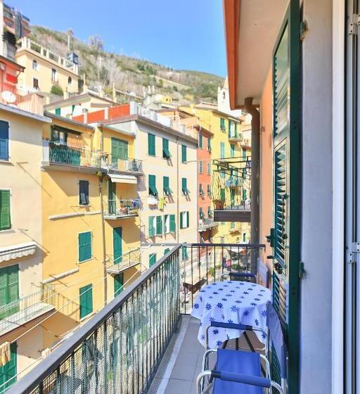 اتاق استاندارد با بالکن, Cateo