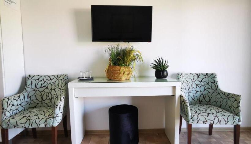 חדר סטנדרט, Wait`n Sea House