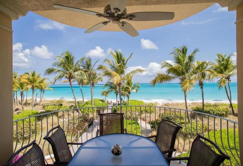 Deluxe Suite Sea View, Villa Renaissance Unit 205 Grace Bay Beach