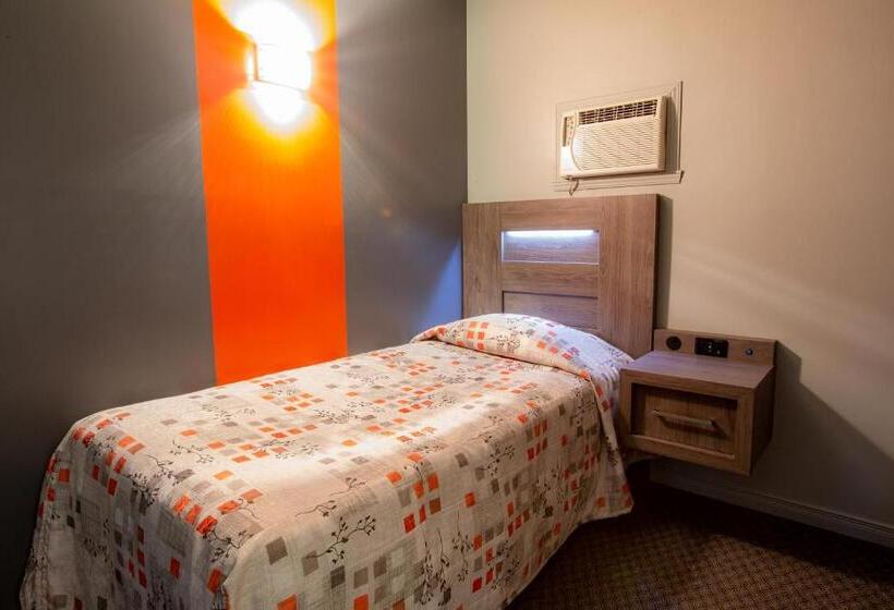 חדר משפחתי, Et Motel Le Chateauguay