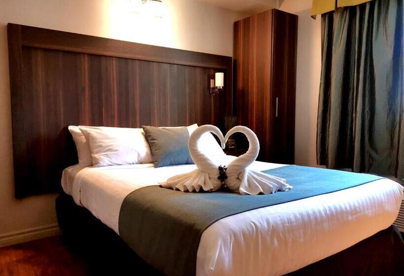 סוויטה עם ג'קוזי, Et Motel Le Chateauguay