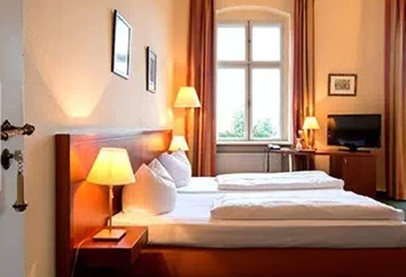 スタンダードルーム, Am Luisenplatz