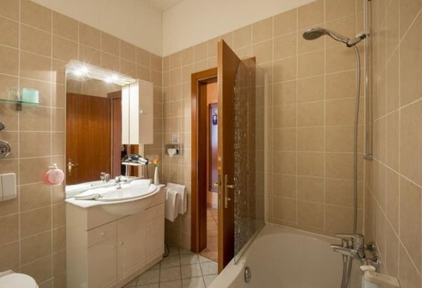 １ベッドルームアパートメント, Am Luisenplatz