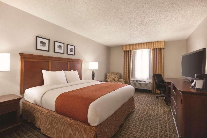 غرفة قياسية سرير كينج لذوى الإحتياجات الخاصة, Country Inn & Suites By Radisson, Lawrenceville, Ga