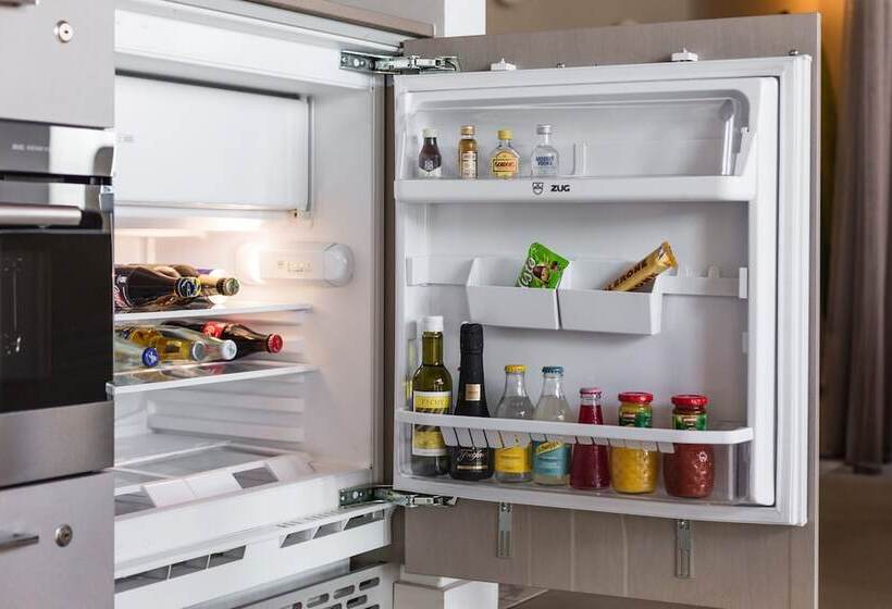 سوییت اجرایی, Ema House Hotel Suites