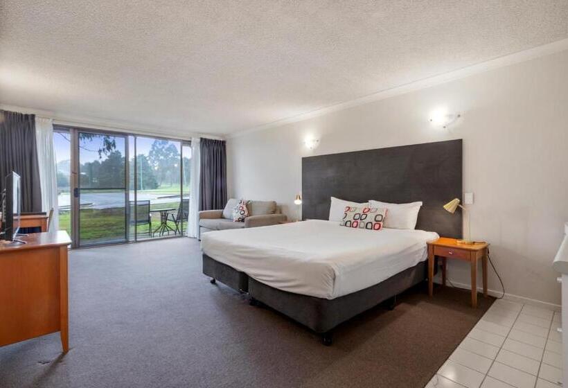 Номер Стандарт, Knox International Hotel And Apartments