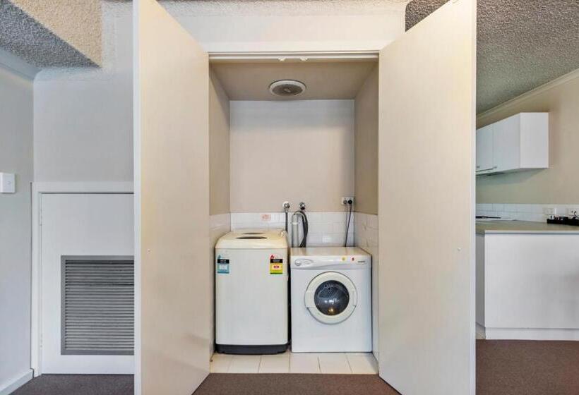 Апартаменты 1 Спальня, Knox International Hotel And Apartments