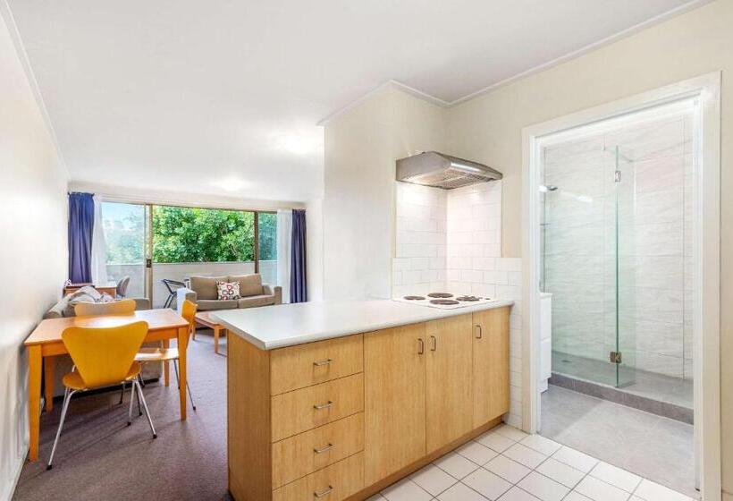 Апартаменты 2 Спальни, Knox International Hotel And Apartments