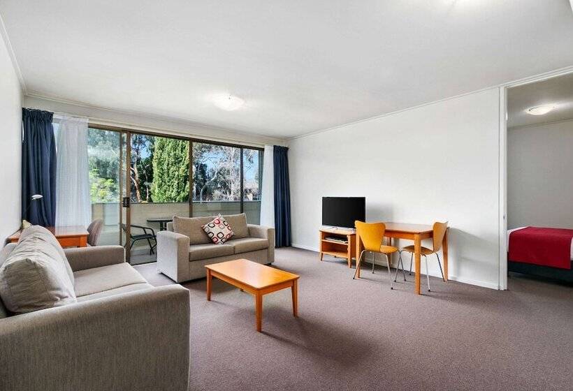 Апартаменты 1 Спальня, Knox International Hotel And Apartments