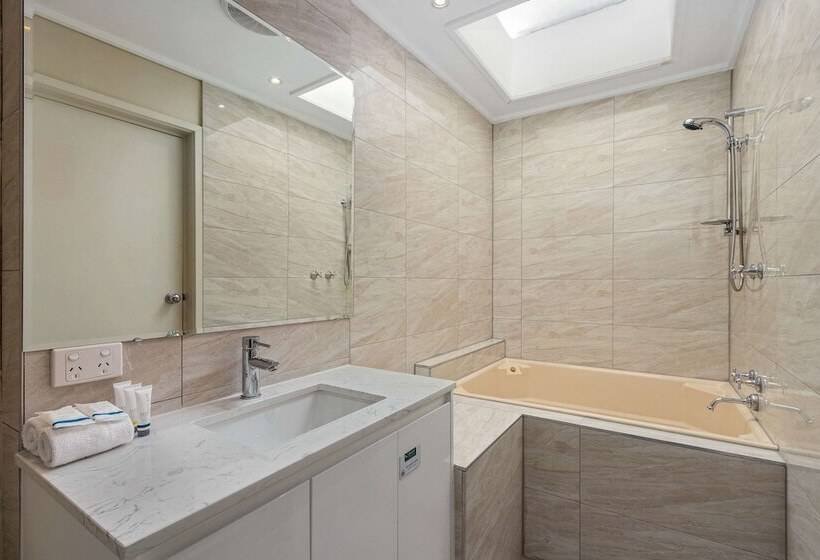 Номер Стандарт, Knox International Hotel And Apartments