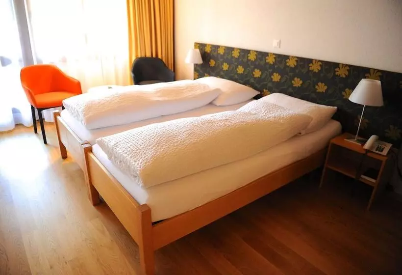 2 Schlafzimmer Suite, Krone Lenk