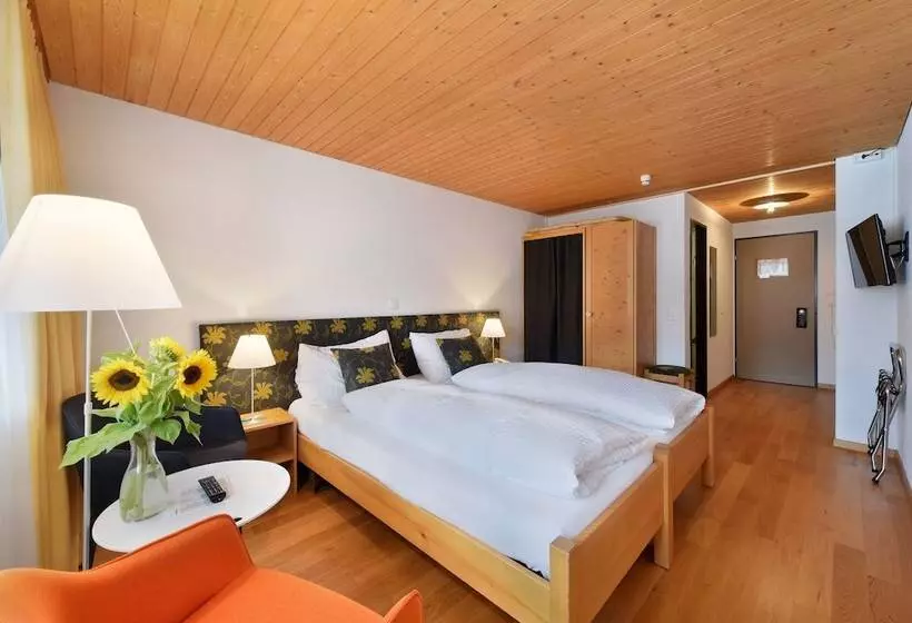 2 Schlafzimmer Suite, Krone Lenk