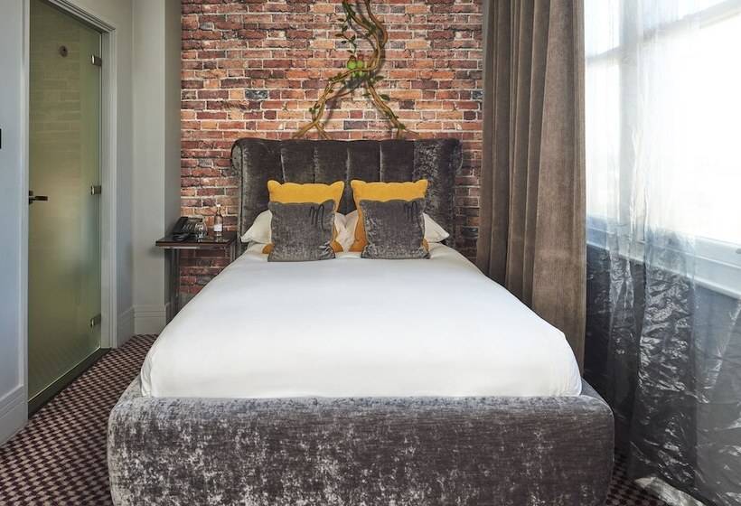 スタンダードルーム, Malmaison London