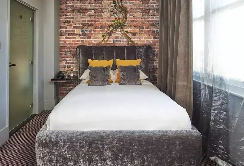 スタンダードルーム, Malmaison London