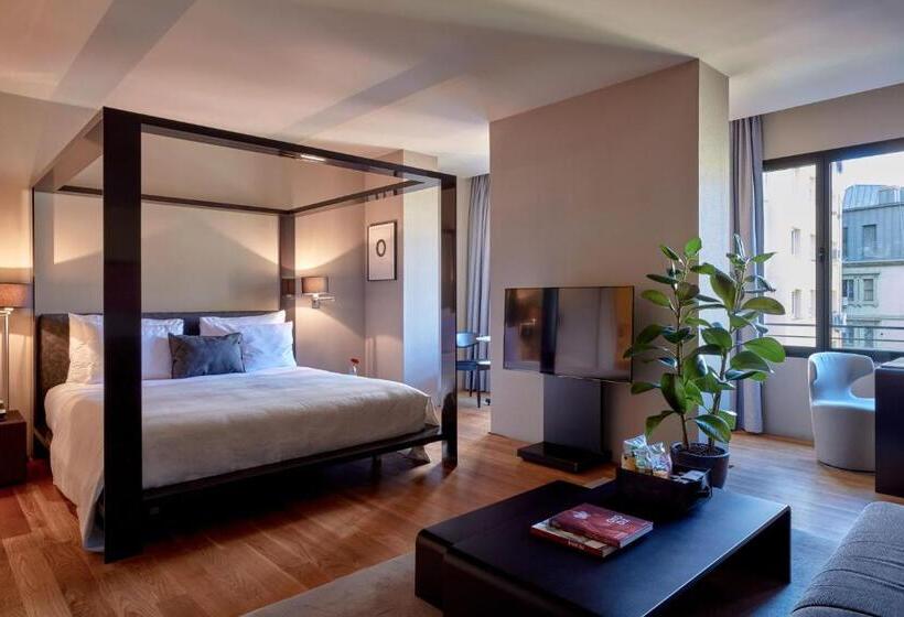 سوییت با چشمانداز باغ, Sir Victor Hotel, Part Of Sircle Collection