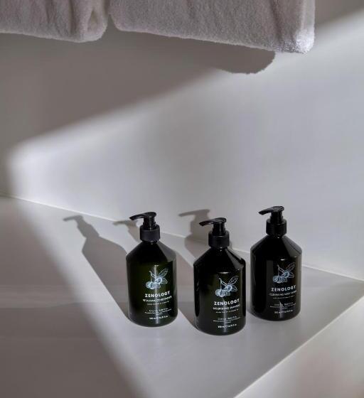 سوییت با چشمانداز باغ, Sir Victor Hotel, Part Of Sircle Collection