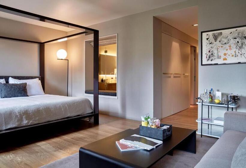 سوییت جونیور, Sir Victor Hotel, Part Of Sircle Collection