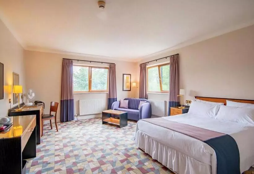キングサイズベッドのスイートルーム, Staindrop Lodge ,sheffield, Trademark Collection By Wyndham