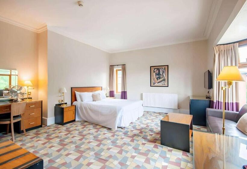 Люкс Кровать Кинг, Staindrop Lodge ,sheffield, Trademark Collection By Wyndham