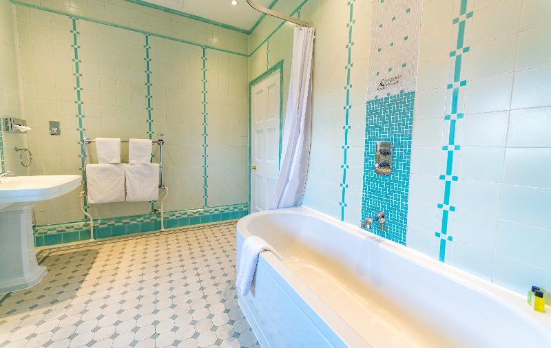 סוויטה, The Elvetham