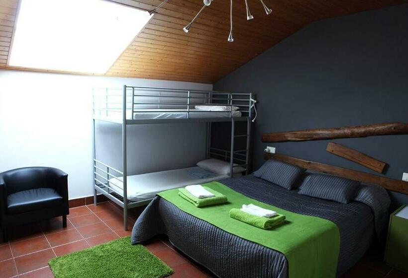اتاق استاندارد چهار تخته, Albergue Arantzako Aterpea