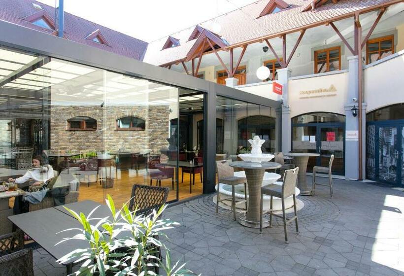 اتاق استاندارد, New York Pension