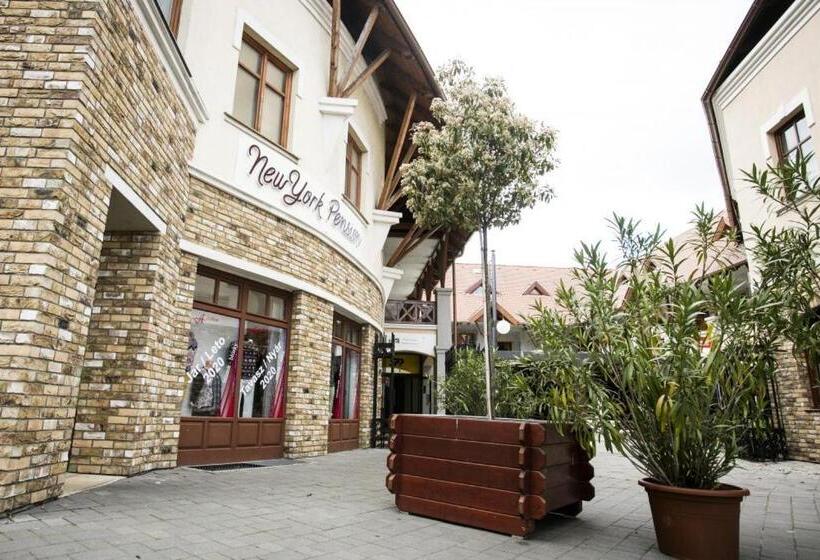 اتاق عادی, New York Pension