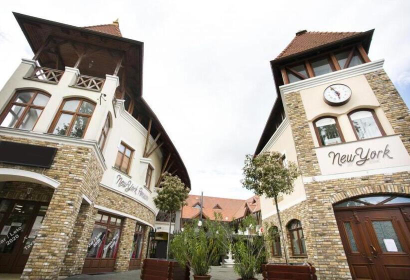 اتاق استاندارد سه نفره, New York Pension