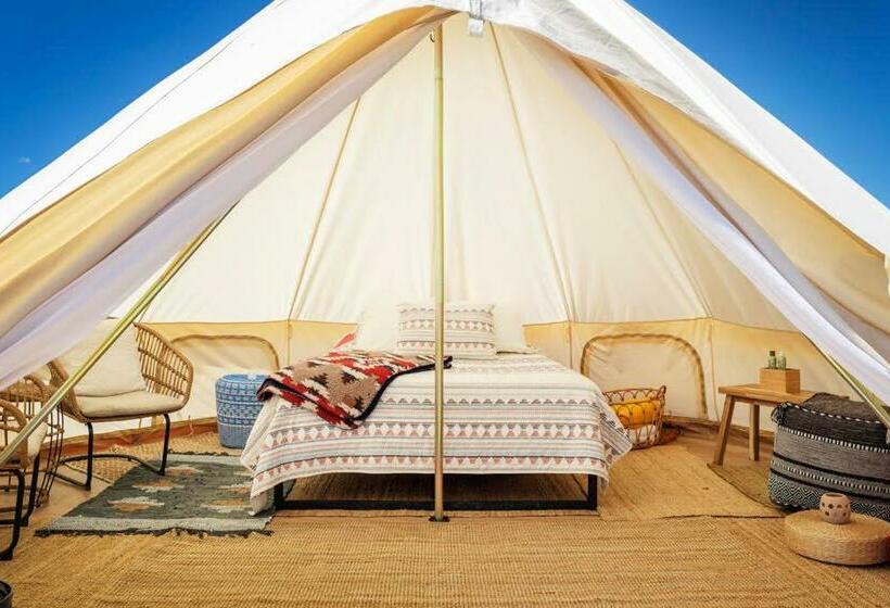 Standard Tent, The Castle House Estate