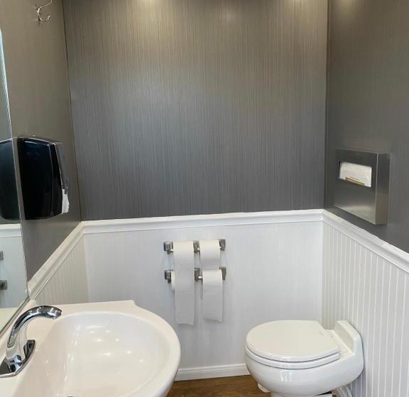 스탠다드 룸, The Castle House Estate